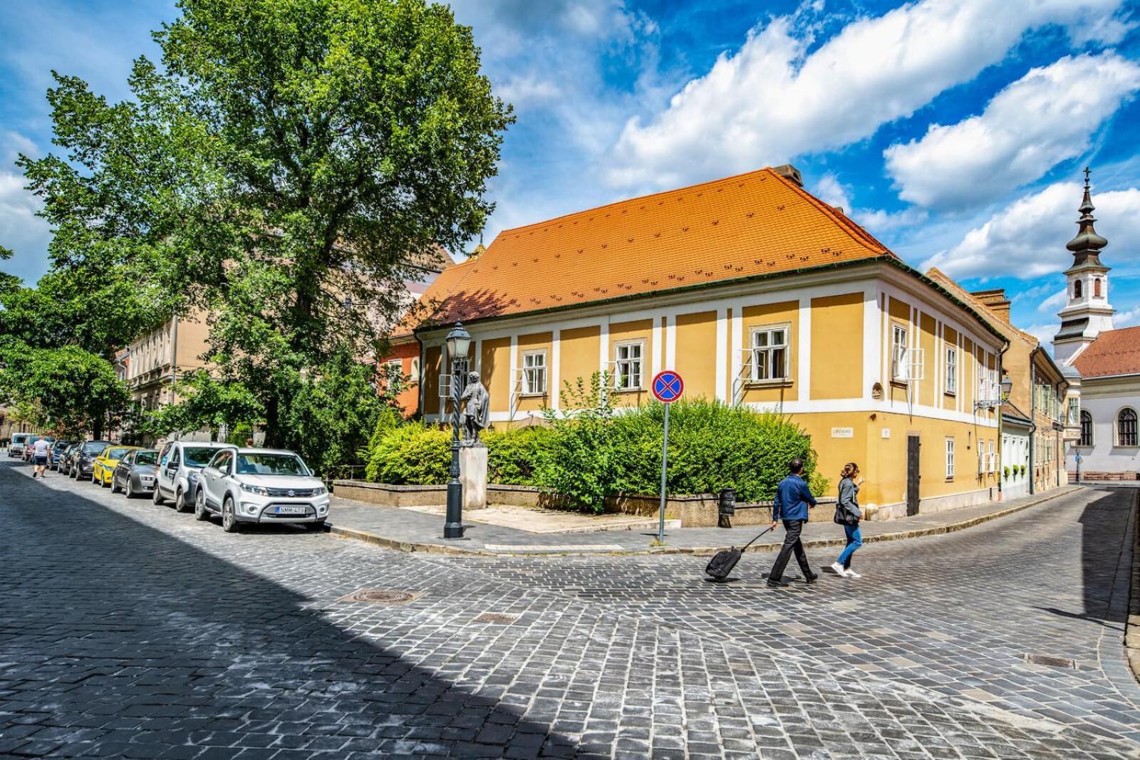 Academy Pension Budapest Ngoại thất bức ảnh